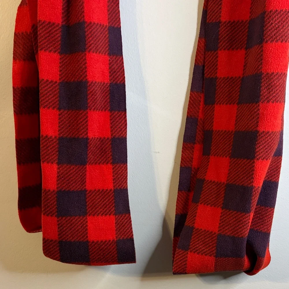 Set of 2 Old Navy Vibrant Red and Black infinity Scarves #126